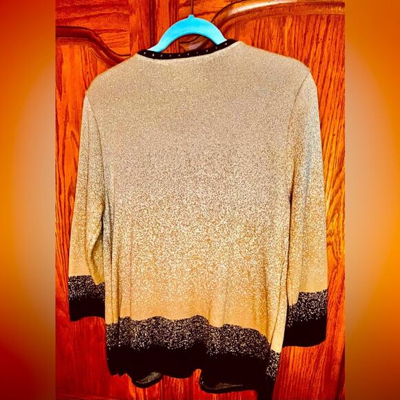 Alfred Dunner Gold Metallic and Black Sweater Set Size Small - Picture 4 of 8